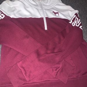 Burgundy pink sweater size L